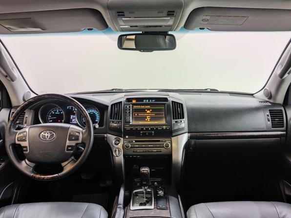Toyota Land Cruiser 200 Series с пробегом 2009 года, цена 2 750 000 рублей, 272802 км, внедорожник, Автокод Объявления