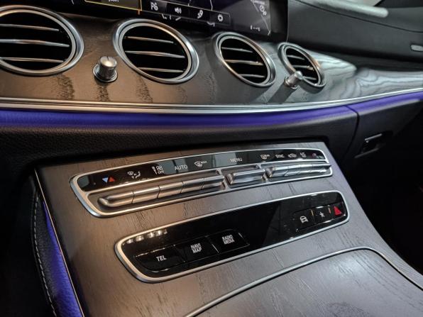 Mercedes-Benz E-Класс V (W213 S213 C238) Рестайлинг с пробегом 2021 года, цена 5 290 000 рублей, 94319 км, седан, Автокод Объявления