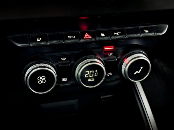 Renault Arkana I с пробегом 2019 года, цена 1 400 000 рублей, 162952 км, внедорожник, Автокод Объявления