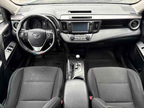 Toyota RAV4 IV (XA40) Рестайлинг с пробегом 2017 года, цена 1 739 000 рублей, 219641 км, внедорожник, Автокод Объявления
