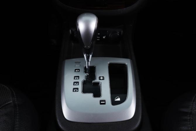 Hyundai Santa Fe II Рестайлинг с пробегом 2011 года, цена 1 354 000 рублей, 253696 км, внедорожник, Автокод Объявления