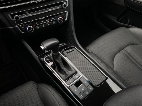 Kia Optima IV с пробегом 2018 года, цена 2 059 000 рублей, 118339 км, седан, Автокод Объявления