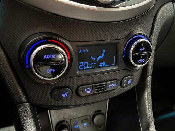 Hyundai Solaris I Рестайлинг с пробегом 2014 года, цена 1 042 000 рублей, 115295 км, седан, Автокод Объявления