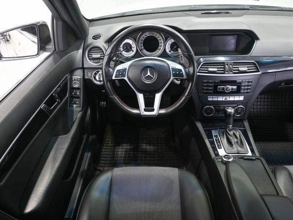 Mercedes-Benz C-Класс III (W204) Рестайлинг с пробегом 2011 года, цена 1 479 900 рублей, 156641 км, седан, Автокод Объявления