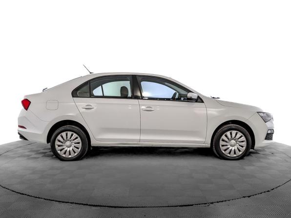 Skoda Rapid II с пробегом 2020 года, цена 1 475 000 рублей, 93423 км, лифтбек, Автокод Объявления