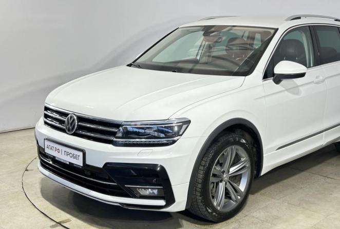 Volkswagen Tiguan II с пробегом 2018 года, цена 2 870 000 рублей, 158402 км, внедорожник, Автокод Объявления