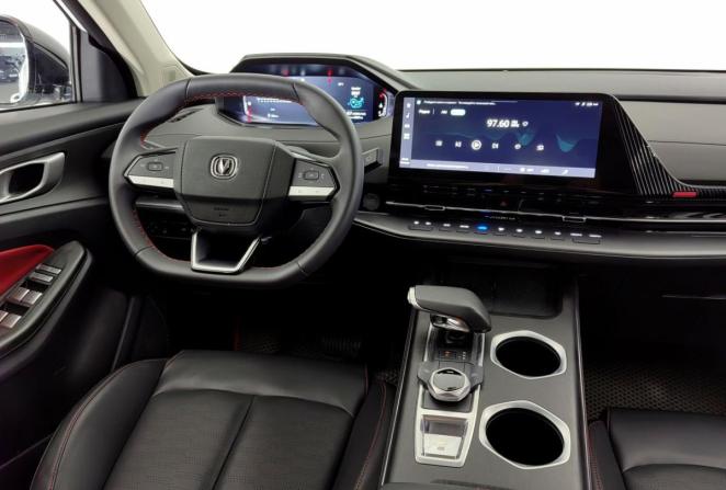 Changan UNI-S (CS55 Plus) с пробегом 2024 года, цена 2 390 000 рублей, 8922 км, внедорожник, Автокод Объявления