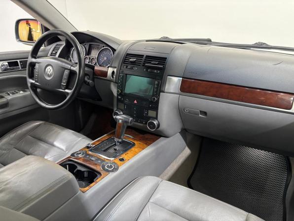 Volkswagen Touareg I с пробегом 2004 года, цена 495 000 рублей, 437077 км, внедорожник, Автокод Объявления