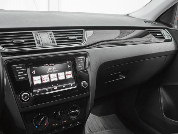 Skoda Rapid I Рестайлинг с пробегом 2018 года, цена 1 350 000 рублей, 100916 км, лифтбек, Автокод Объявления
