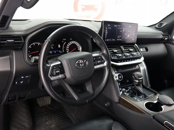 Toyota Land Cruiser 300 Series с пробегом 2022 года, цена 12 490 000 рублей, 19200 км, внедорожник, Автокод Объявления