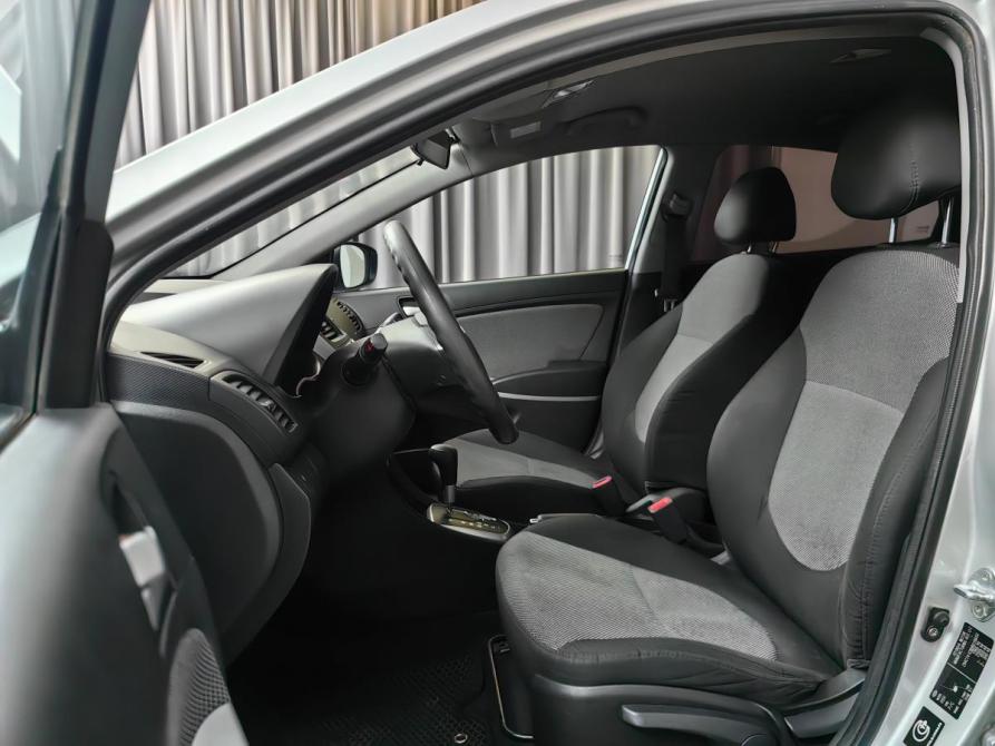 Hyundai Solaris I Москва  - изображение 9