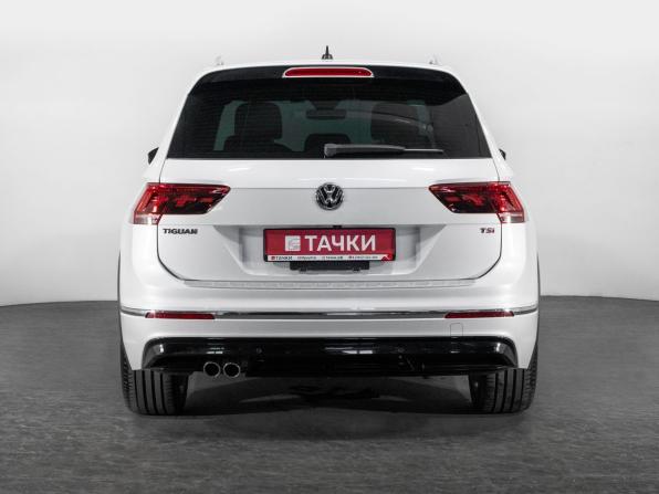 Volkswagen Tiguan II с пробегом 2016 года, цена 2 449 000 рублей, 60208 км, внедорожник, Автокод Объявления