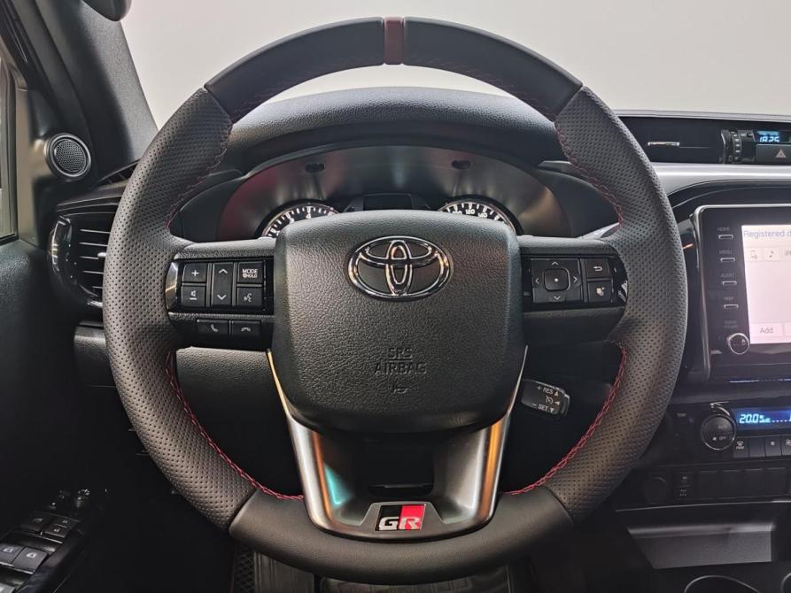 Toyota Hilux VIII Рестайлинг 2 Барнаул  - изображение 11