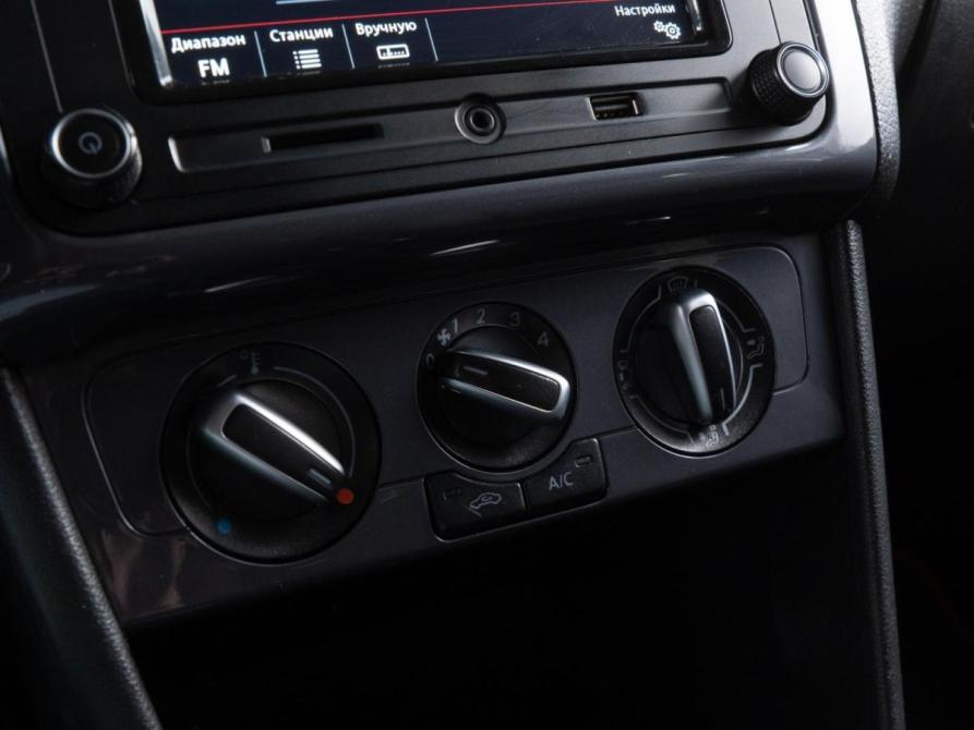 Volkswagen Polo V Рестайлинг Волгоград  - изображение 14