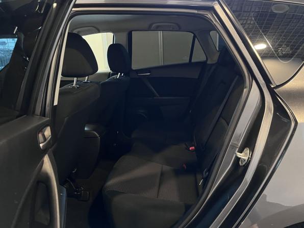 Mazda 3 II (BL) Рестайлинг с пробегом 2012 года, цена 800 000 рублей, 139787 км, хэтчбек, Автокод Объявления