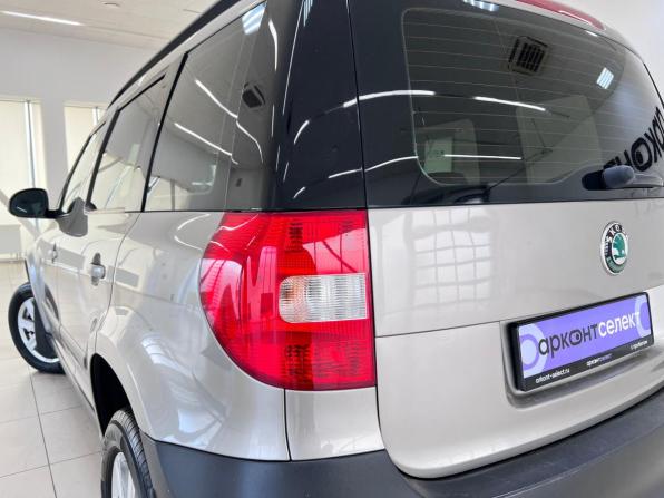 Skoda Yeti I с пробегом 2011 года, цена 760 000 рублей, 180694 км, внедорожник, Автокод Объявления