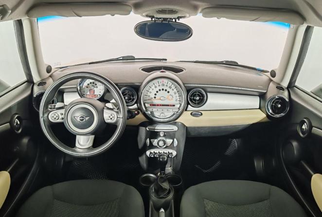 Mini Hatch II (R56) с пробегом 2007 года, цена 570 000 рублей, 228104 км, хэтчбек, Автокод Объявления