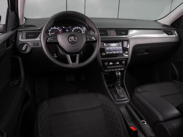 Skoda Rapid I Рестайлинг с пробегом 2019 года, цена 1 599 000 рублей, 74136 км, лифтбек, Автокод Объявления