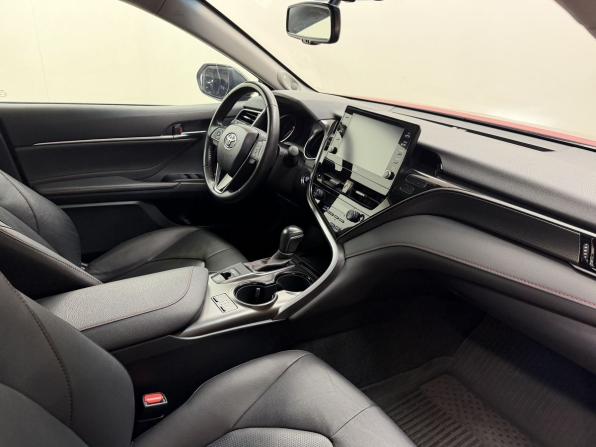 Toyota Camry VIII (XV70) Рестайлинг с пробегом 2021 года, цена 3 150 000 рублей, 76502 км, седан, Автокод Объявления