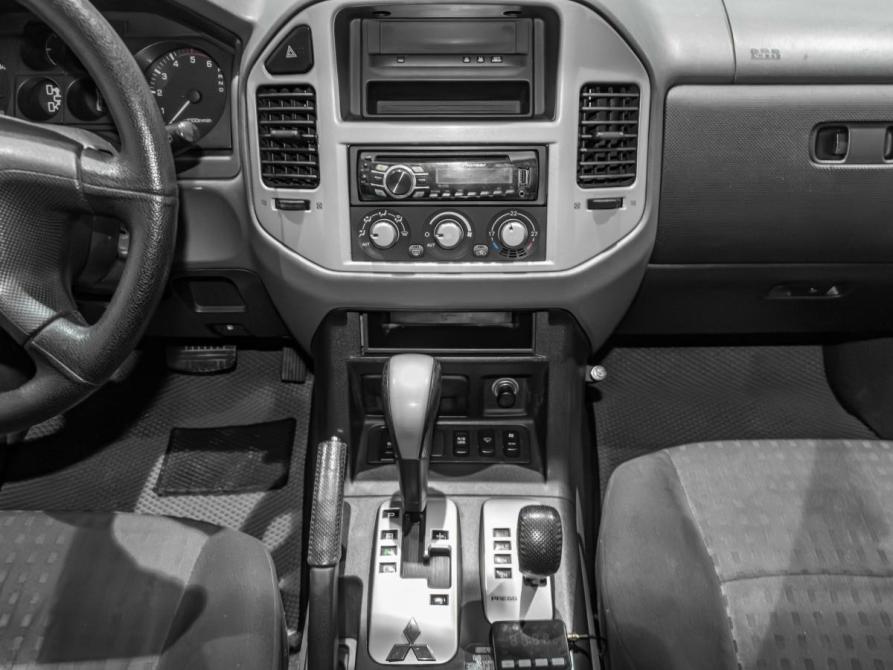 Mitsubishi Pajero III Рестайлинг Екатеринбург  - изображение 17