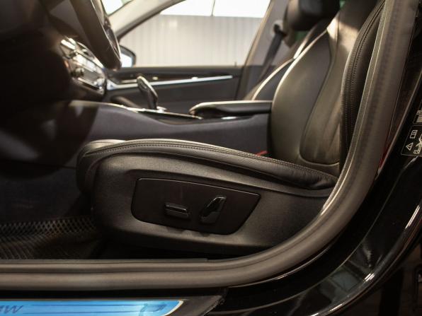 BMW 5 серии VII (G30/G31/G38) Рестайлинг с пробегом 2021 года, цена 4 500 000 рублей, 116692 км, седан, Автокод Объявления