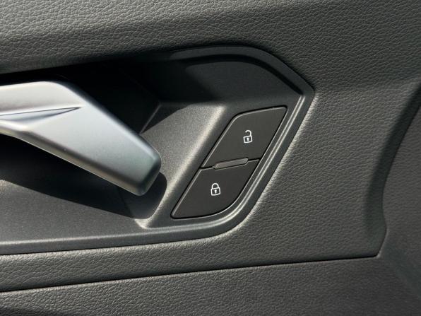 Audi Q3 II (F3) с пробегом 2026 года, цена 3 850 000 рублей, 25 км, внедорожник, Автокод Объявления