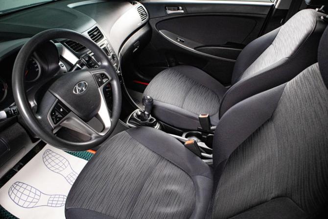 Hyundai Solaris I Рестайлинг с пробегом 2016 года, цена 899 000 рублей, 157600 км, седан, Автокод Объявления