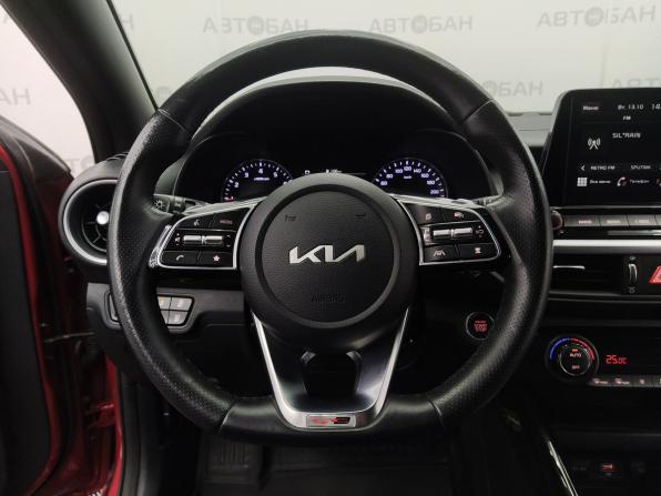 Kia Cerato IV Рестайлинг с пробегом 2021 года, цена 2 194 000 рублей, 80000 км, седан, Автокод Объявления