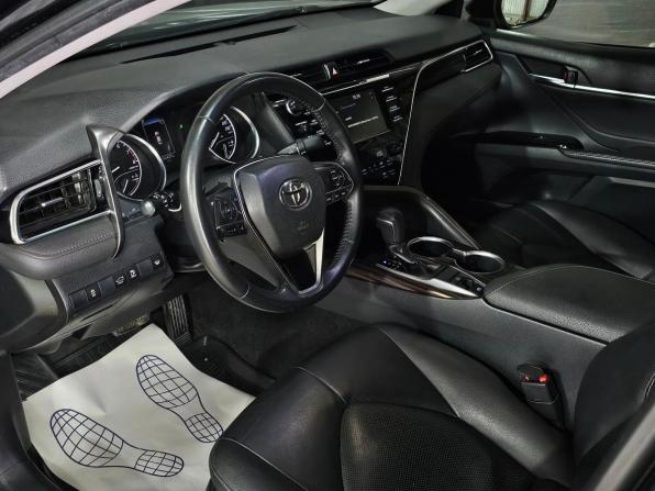 Toyota Camry VIII (XV70) с пробегом 2019 года, цена 2 390 000 рублей, 154400 км, седан, Автокод Объявления