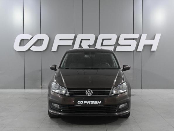 Volkswagen Polo V Рестайлинг с пробегом 2016 года, цена 1 329 000 рублей, 83478 км, седан, Автокод Объявления
