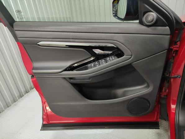 Land Rover Range Rover Evoque II с пробегом 2020 года, цена 3 399 000 рублей, 70200 км, внедорожник, Автокод Объявления