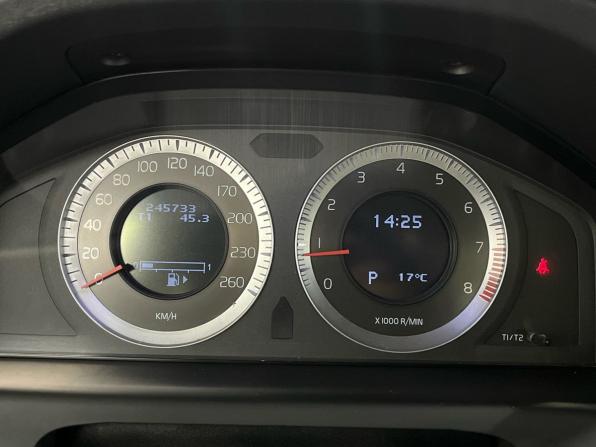 Volvo S80 II Рестайлинг с пробегом 2010 года, цена 1 050 000 рублей, 245718 км, седан, Автокод Объявления