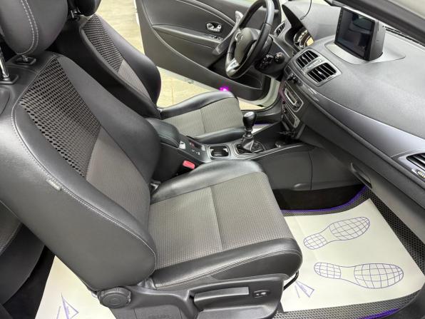 Renault Megane III Рестайлинг с пробегом 2012 года, цена 750 000 рублей, 154653 км, хэтчбек, Автокод Объявления