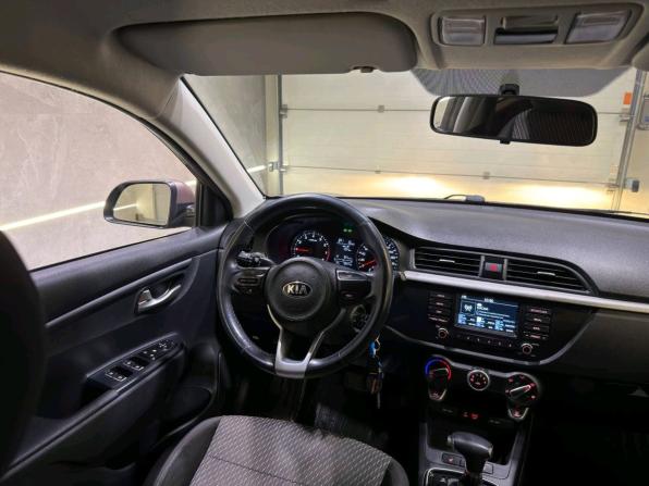 Kia Rio IV с пробегом 2018 года, цена 1 449 000 рублей, 78977 км, седан, Автокод Объявления