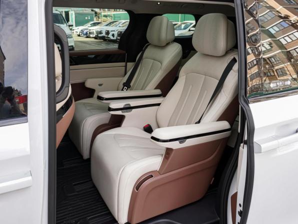 BYD Xia (M9) с пробегом 2025 года, цена 6 475 000 рублей, 346 км, минивэн, Автокод Объявления