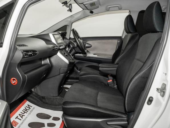 Toyota Wish II с пробегом 2009 года, цена 1 200 500 рублей, 177523 км, минивэн, Автокод Объявления