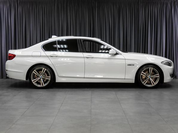 BMW 5 серии VI (F10/F11/F07) с пробегом 2010 года, цена 1 899 000 рублей, 208105 км, седан, Автокод Объявления