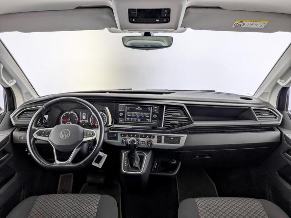 Volkswagen Multivan T6 Рестайлинг с пробегом 2021 года, цена 5 350 000 рублей, 94113 км, минивэн, Автокод Объявления
