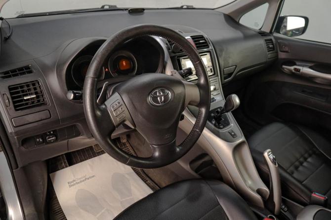 Toyota Auris I с пробегом 2008 года, цена 719 000 рублей, 222000 км, хэтчбек, Автокод Объявления