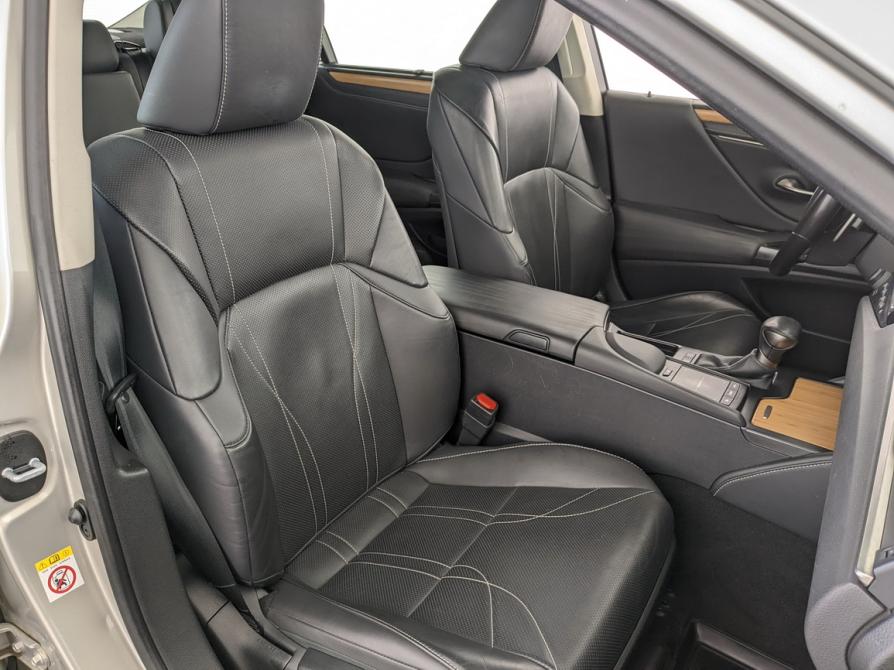 Lexus ES VII Москва  - изображение 24
