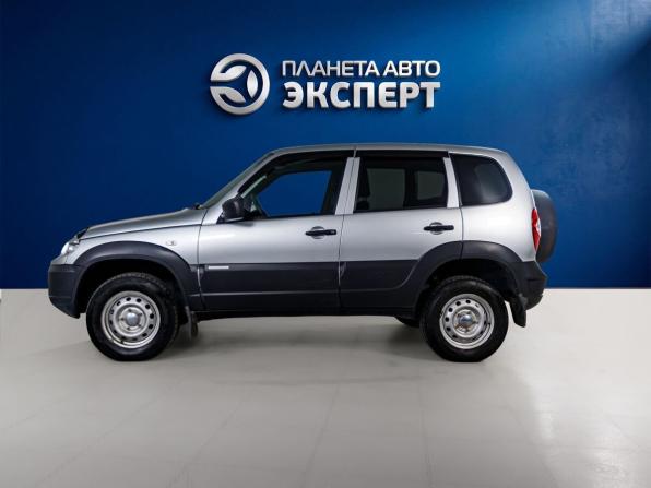 Chevrolet Niva I Рестайлинг с пробегом 2017 года, цена 700 000 рублей, 78482 км, внедорожник, Автокод Объявления