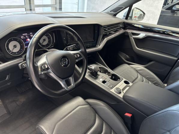 Volkswagen Touareg III с пробегом 2021 года, цена 5 040 000 рублей, 97601 км, внедорожник, Автокод Объявления