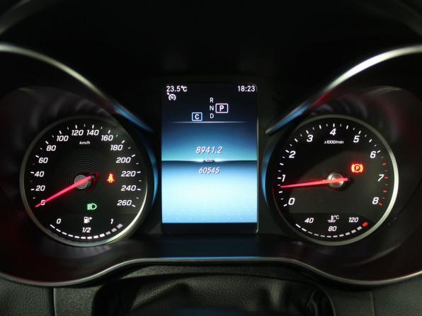 Mercedes-Benz C-Класс IV (W205) Рестайлинг с пробегом 2019 года, цена 2 769 000 рублей, 60542 км, седан, Автокод Объявления