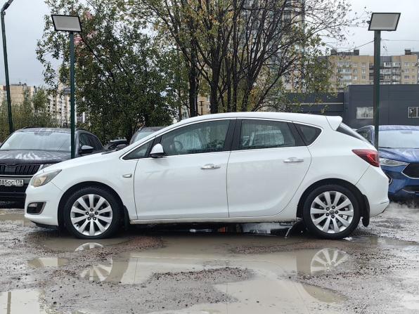Opel Astra J Рестайлинг с пробегом 2013 года, цена 749 000 рублей, 158000 км, хэтчбек, Автокод Объявления