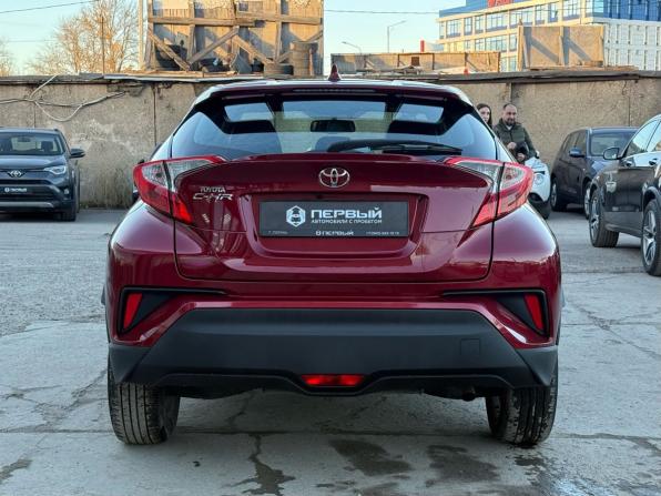 Toyota C-HR I Рестайлинг с пробегом 2019 года, цена 2 570 000 рублей, 58230 км, внедорожник, Автокод Объявления