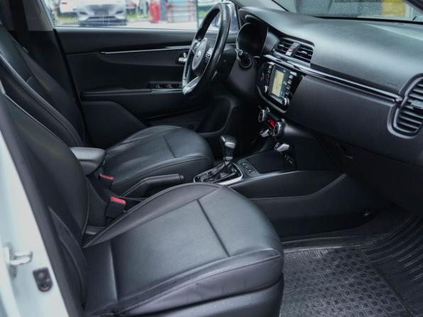 Kia Rio IV с пробегом 2018 года, цена 1 410 000 рублей, 103213 км, хэтчбек, Автокод Объявления