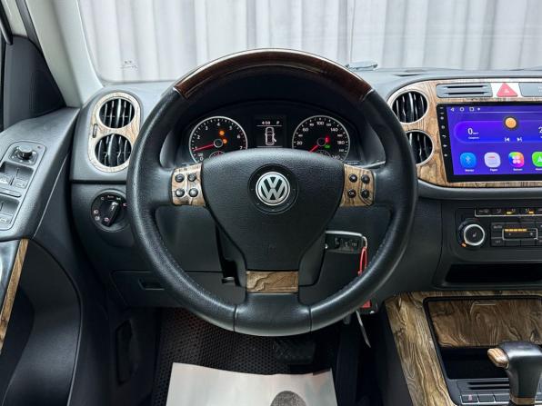 Volkswagen Tiguan I с пробегом 2010 года, цена 1 069 000 рублей, 254931 км, внедорожник, Автокод Объявления