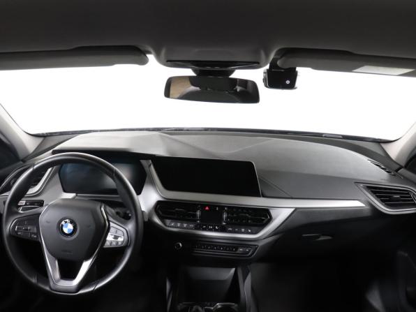 BMW 1 серии III (F40) с пробегом 2020 года, цена 3 099 900 рублей, 51000 км, хэтчбек, Автокод Объявления