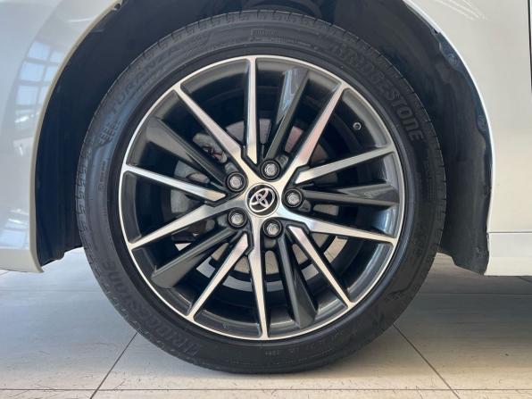 Toyota Camry VIII (XV70) Рестайлинг с пробегом 2022 года, цена 2 835 000 рублей, 27071 км, седан, Автокод Объявления