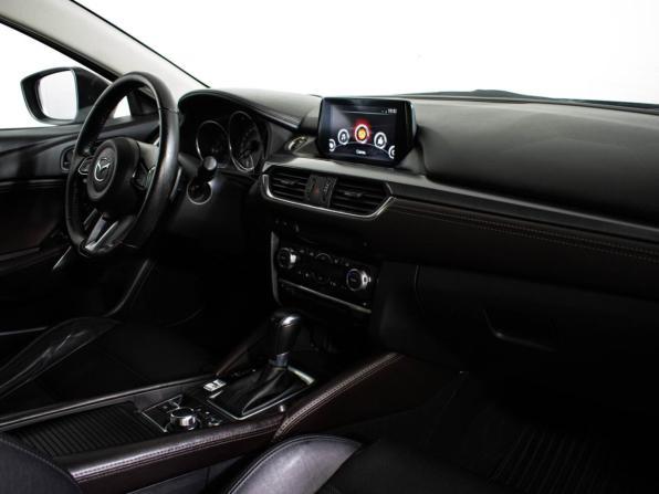 Mazda 6 III (GJ) Рестайлинг с пробегом 2016 года, цена 1 937 000 рублей, 168415 км, седан, Автокод Объявления